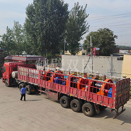 10噸鑿井絞車裝車發(fā)貨！